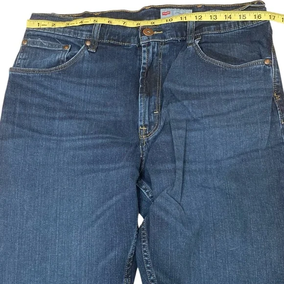Wrangler Straight Fit Dark Wash Denim Jeans Men’s 34x32 Classic Workwear Casual - Picture 6 of 8